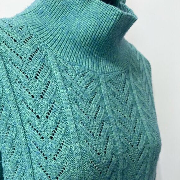 BKE Distressed Turtleneck Drop Shoulder Sweater Size Large Marled Teal Knit - Picture 3 of 9